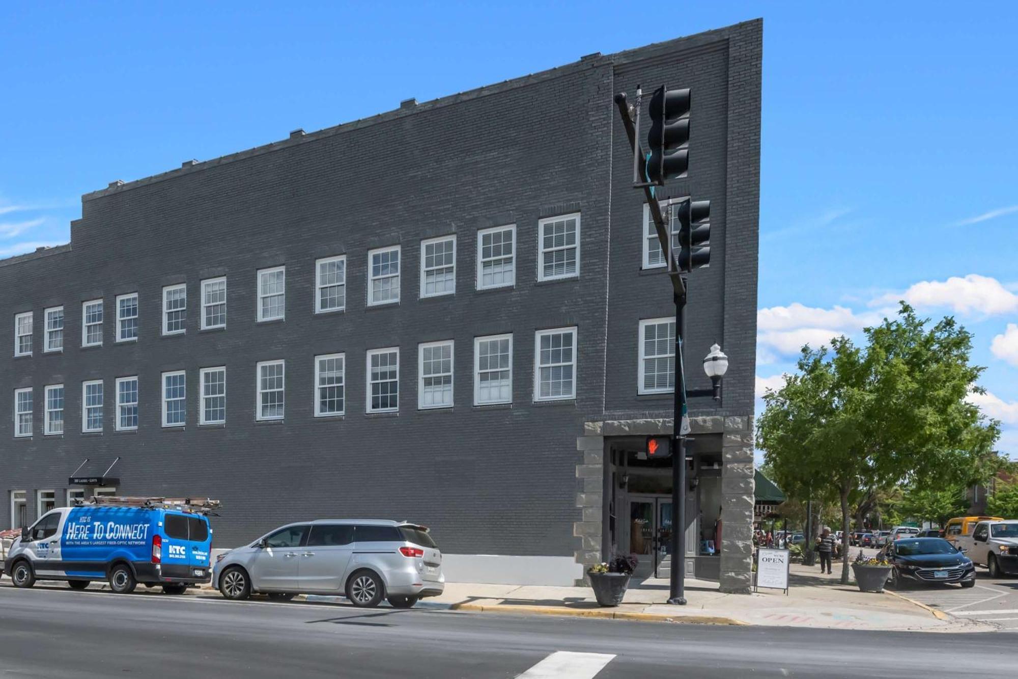 Discover Conway Trendy Downtown Loft エクステリア 写真